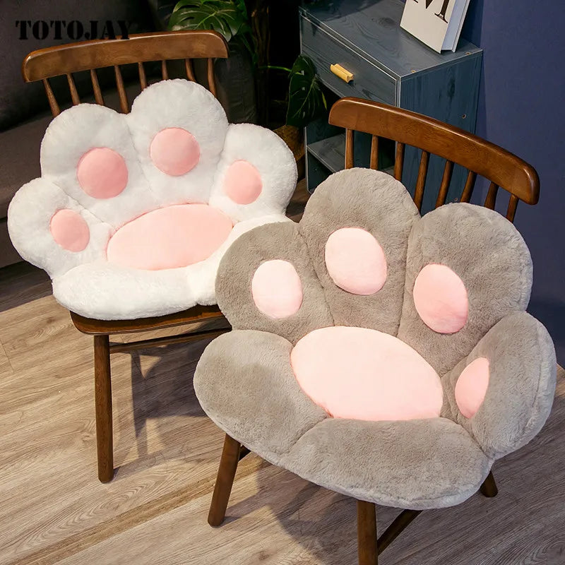 Asiento tipo almohada con forma de pata de oso y gato