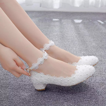 Tacones altos sexy de encaje blanco para mujer