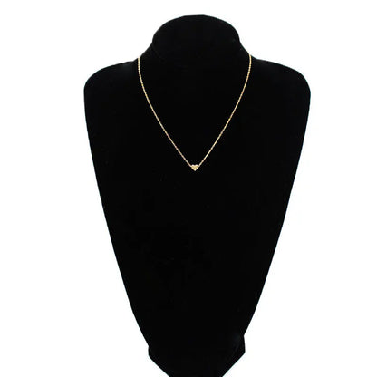 Nuevos Collares minimalistas de clavícula para mujer, Collares de amor con corazón pequeño, joyería delicada de moda, Collares de playa de verano, Bisutería