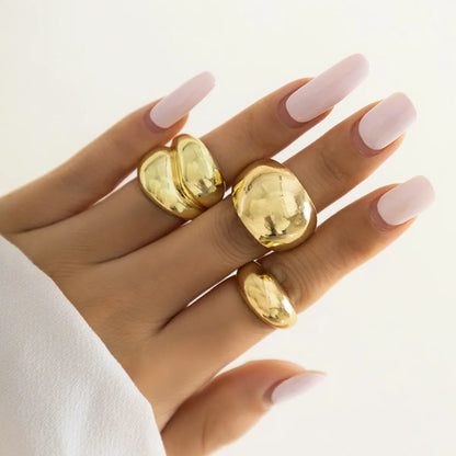 Anillos de metal chapados en oro de moda para mujer