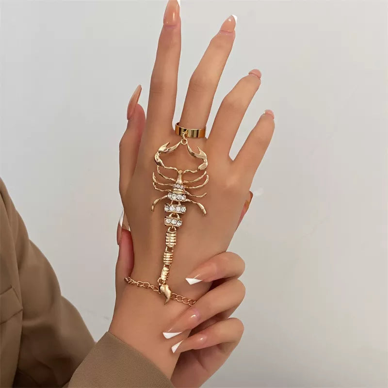 Pulsera de escorpión de moda para mujer