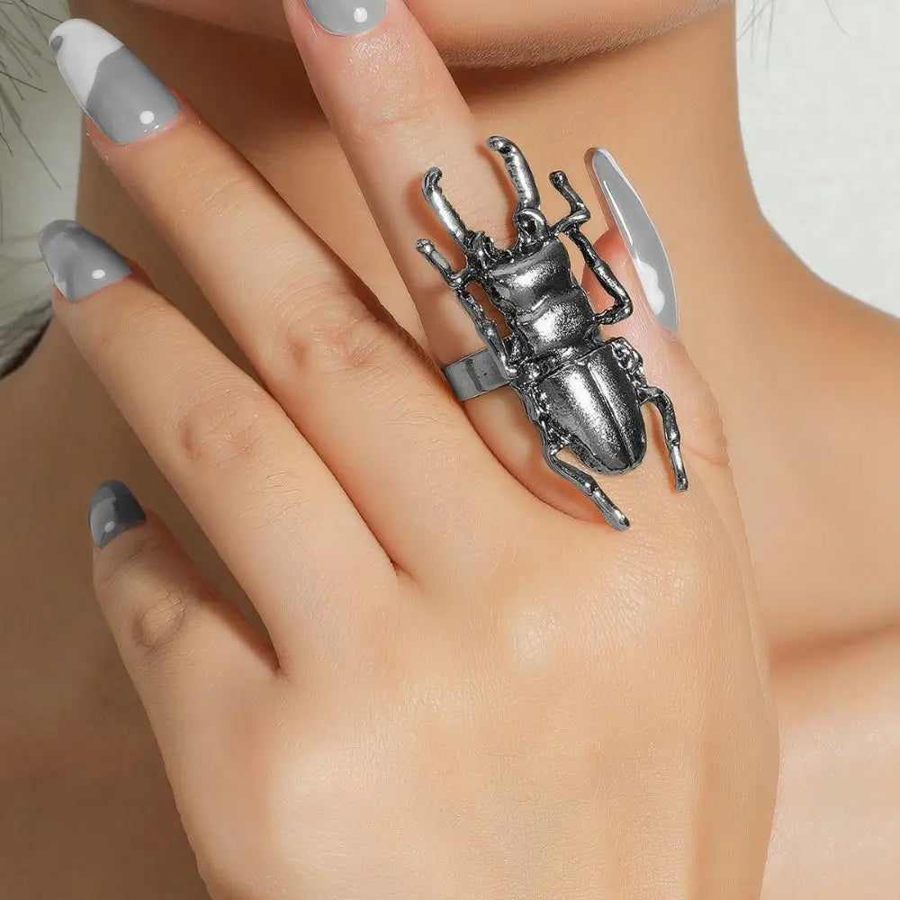 Anillo de animal punk para mujer