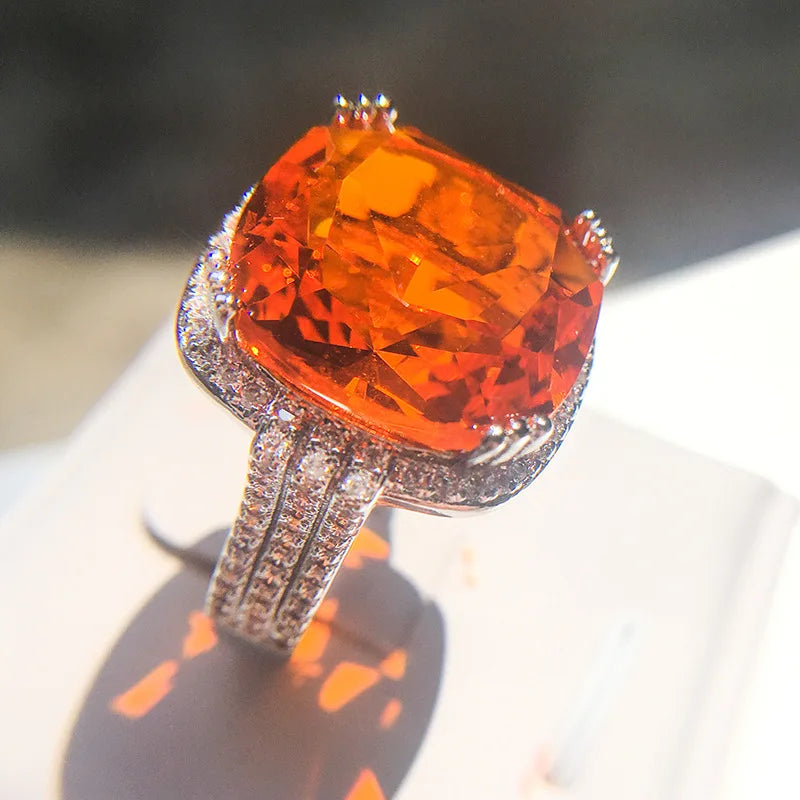 Anillo naranja de circonita grande para mujer