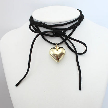 Goth Heart Pendant Choker Necklace For Women's