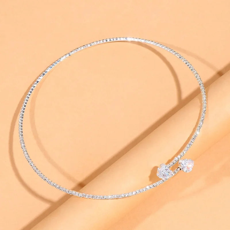 Collier de collier de coeur de strass de mode pour les femmes