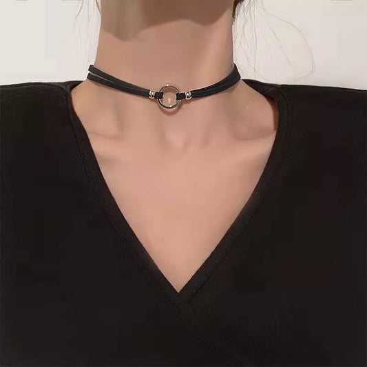 Velvet Metal Circle Choker Necklace For Women's