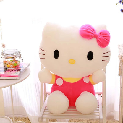 Lindos juguetes de peluche de Hello Kitty