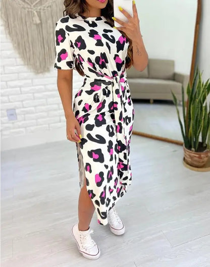 Robe d'été nouée à la mode pour femmes