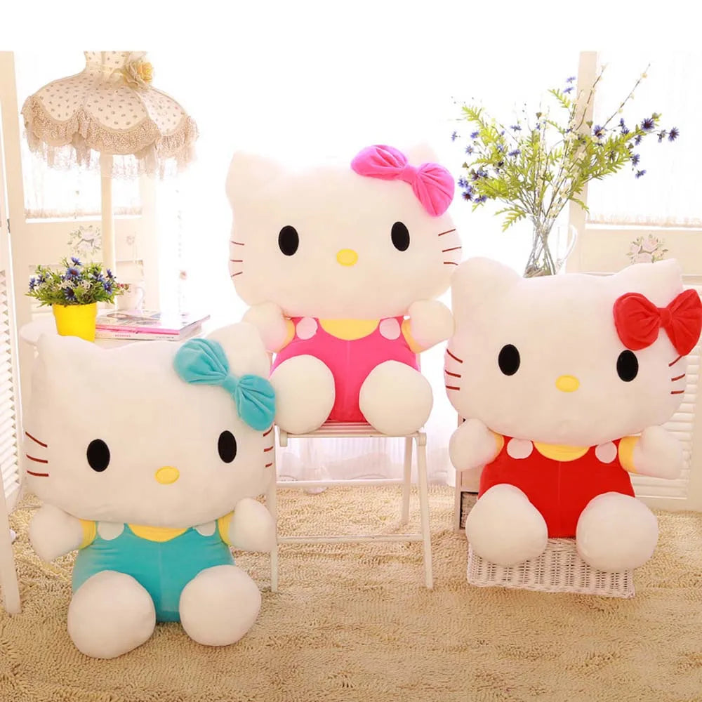 Lindos juguetes de peluche de Hello Kitty