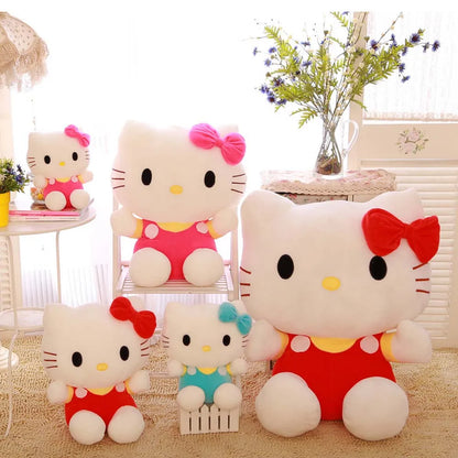 Lindos juguetes de peluche de Hello Kitty