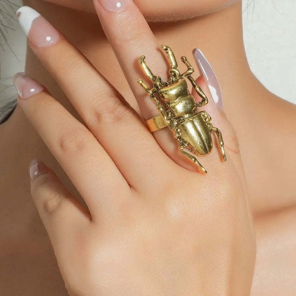 Anillo de animal punk para mujer