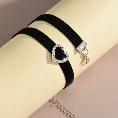 Black Velvet Heart Choker Necklace For Women's