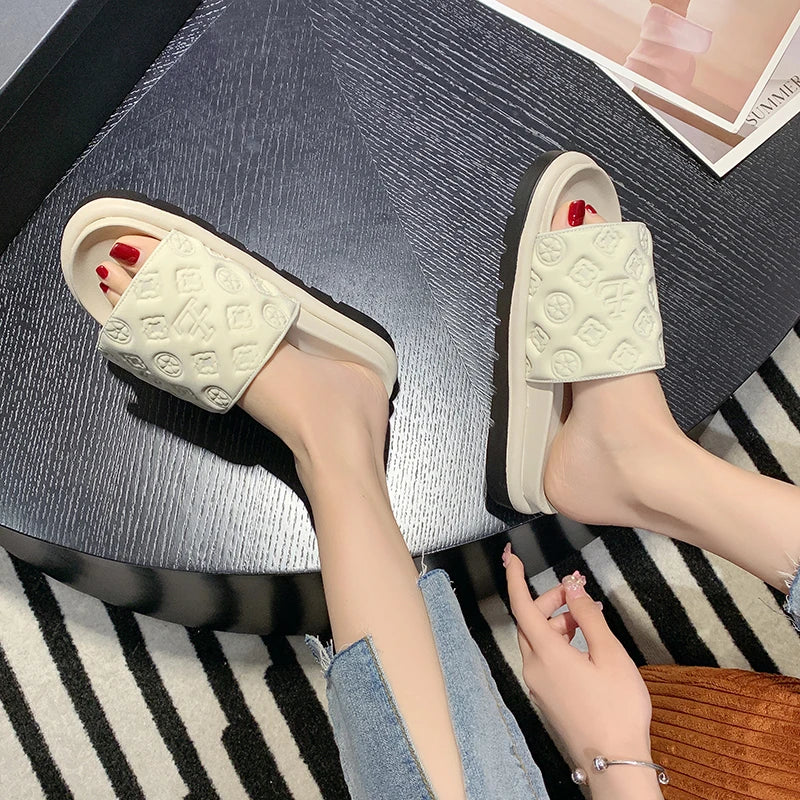 Sandalias planas de verano para mujer.