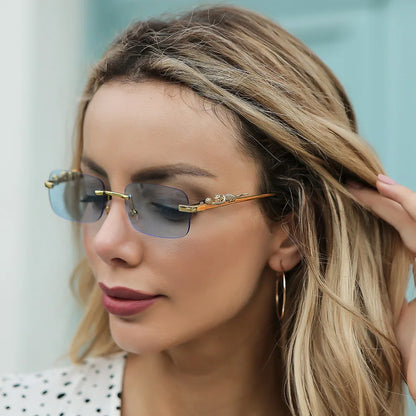 Lunettes de soleil rectangulaires à la mode pour femmes