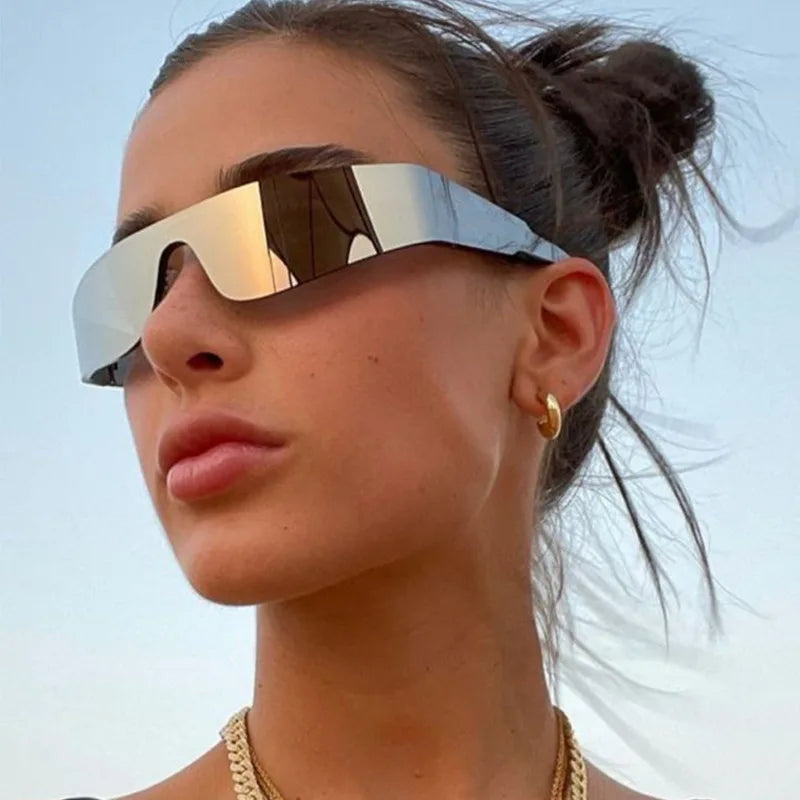 Lunettes de soleil miroir argentées à la mode pour femmes