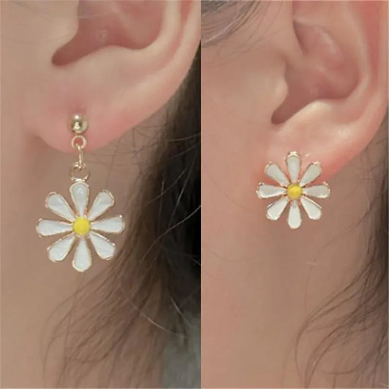 Small Daisy Flower Earrings